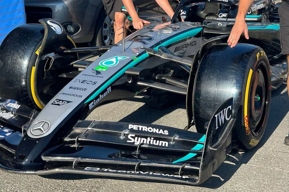 Mercedes front wing detail