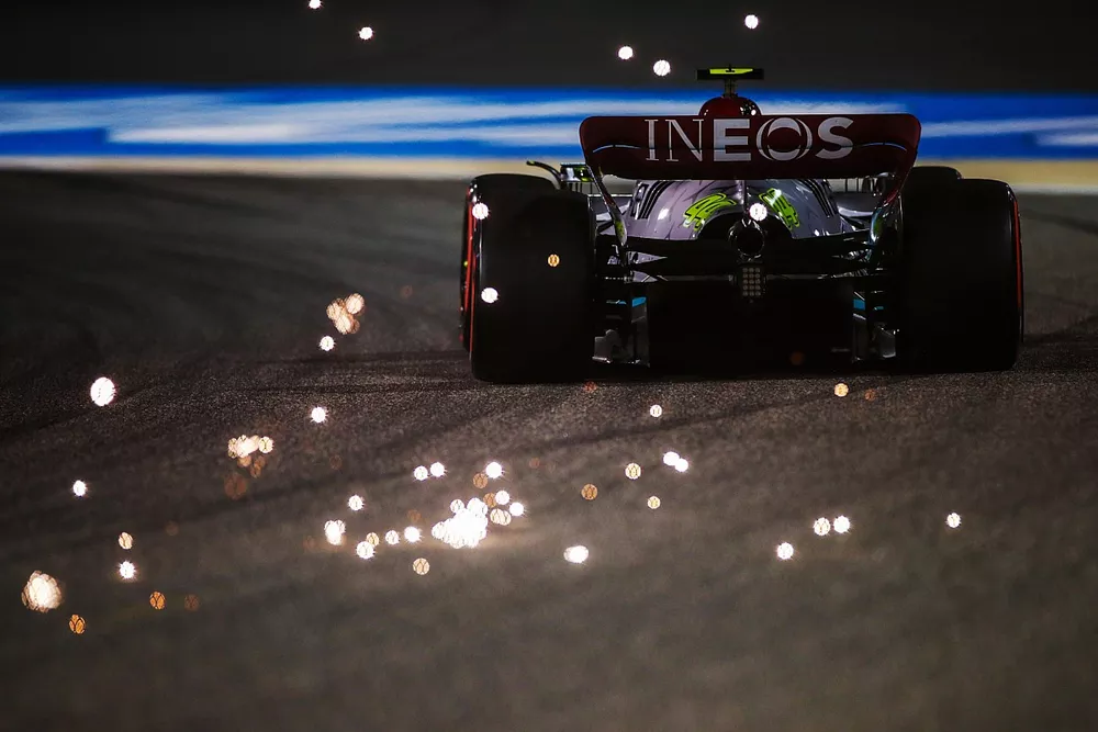 Lewis Hamilton, Mercedes W13