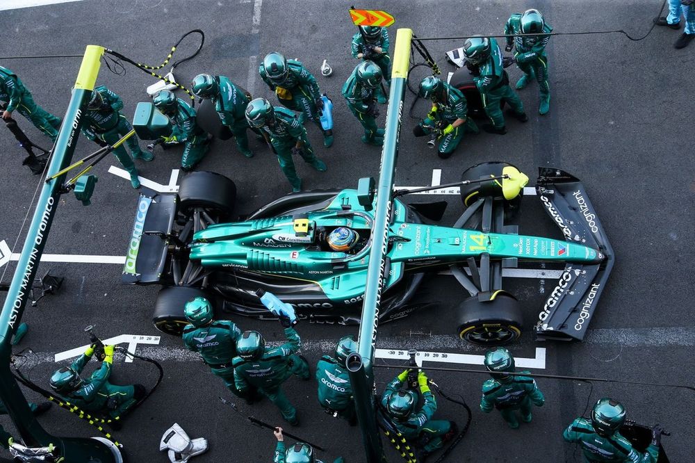 Fernando Alonso, Aston Martin Racing