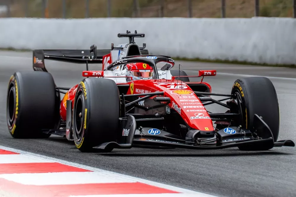 F1 応援のぼり2026 No.29 Charles Leclerc Charles Leclerc warming to 