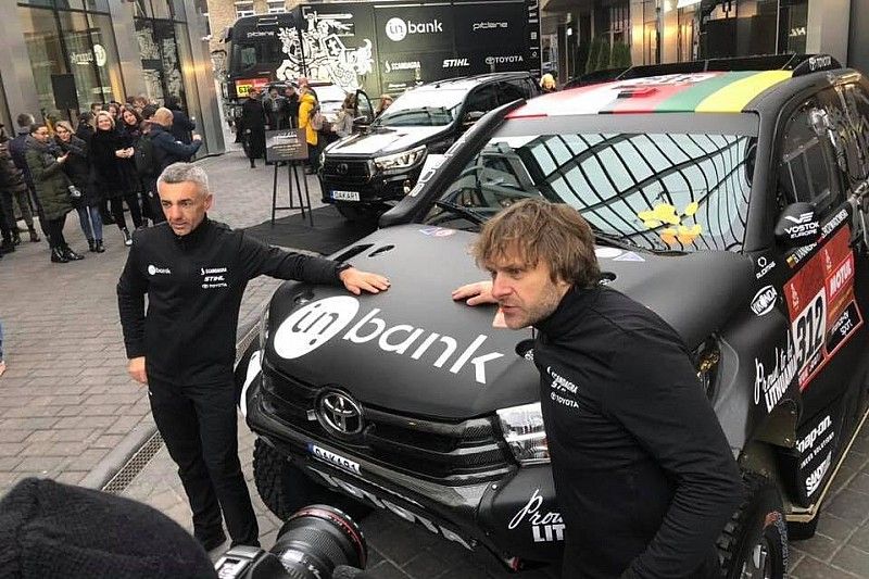 Benediktas Vanagas, Sebastian Rozwadowski, Toyota Hilux