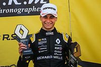 Caio Collet sobe ao p&oacute;dio em Abu Dhabi e fecha temporada em quinto