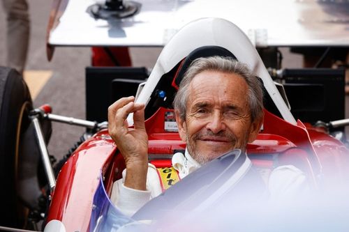 Por qu&eacute; Jacky Ickx se ha unido a Genesis: "Amo la idea de morir de pie"