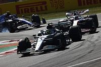 Hamilton disfruta más luchar en el pelotón que ganar fácil en F1