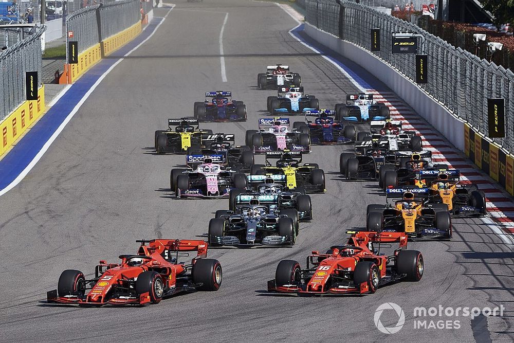 Sebastian Vettel, Ferrari SF90, Charles Leclerc, Ferrari SF90, Lewis Hamilton, Mercedes AMG F1 W10, Carlos Sainz Jr., McLaren MCL34, Valtteri Bottas, Mercedes AMG W10, Lando Norris, McLaren MCL34
