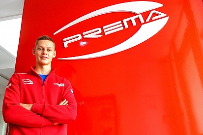 Oliver Rasmussen con Prema nel 2019 per il Campionato Italiano e Tedesco di Formula 4