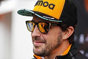 Alonso: "Va a ser un privilegio pilotar un coche de la NASCAR"