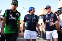 F1 - Sainz comenta pressão em ser companheiro de equipe de Verstappen: "Sei que consigo lidar"