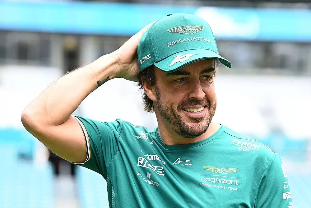 Fernando Alonso, Aston Martin F1 Team