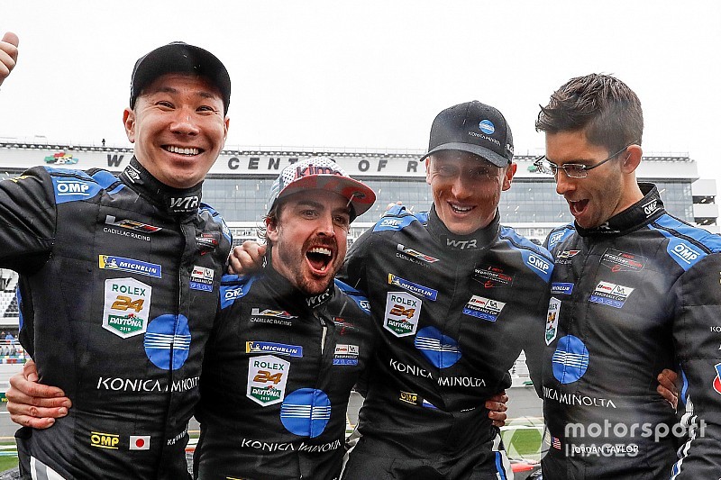 耐久レース”3連勝”。小林可夢偉、セブリングでは”ライバル”アロンソと戦う