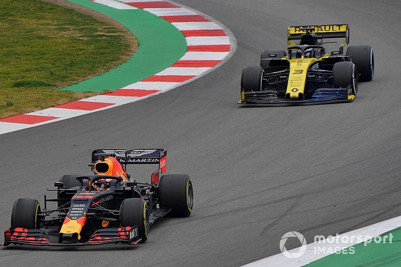 Tevreden Verstappen verwacht niet meer spektakel door nieuwe reglementen