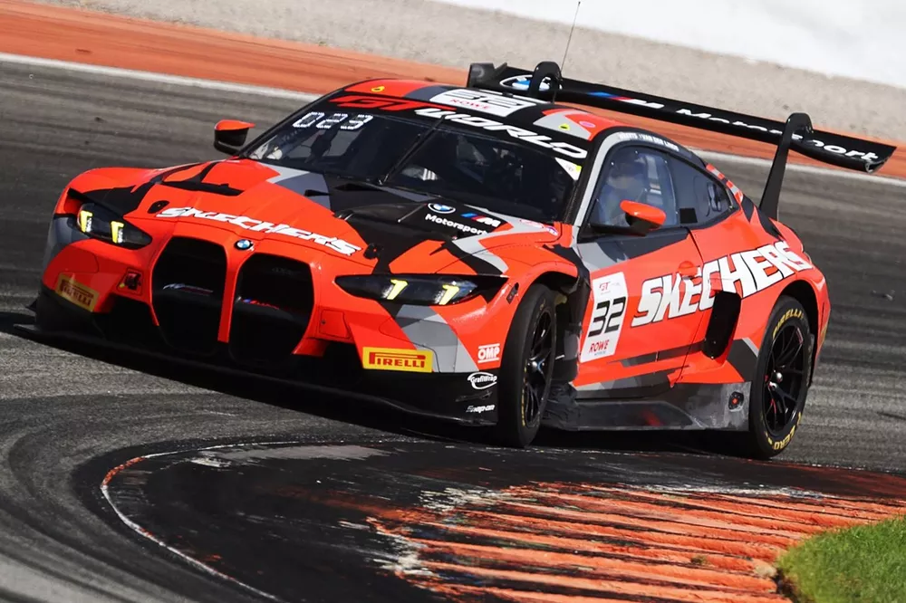 #32 Team WRT, BMW M4 GT3 EVO Charles Weerts, Kelvin Van Der Linde