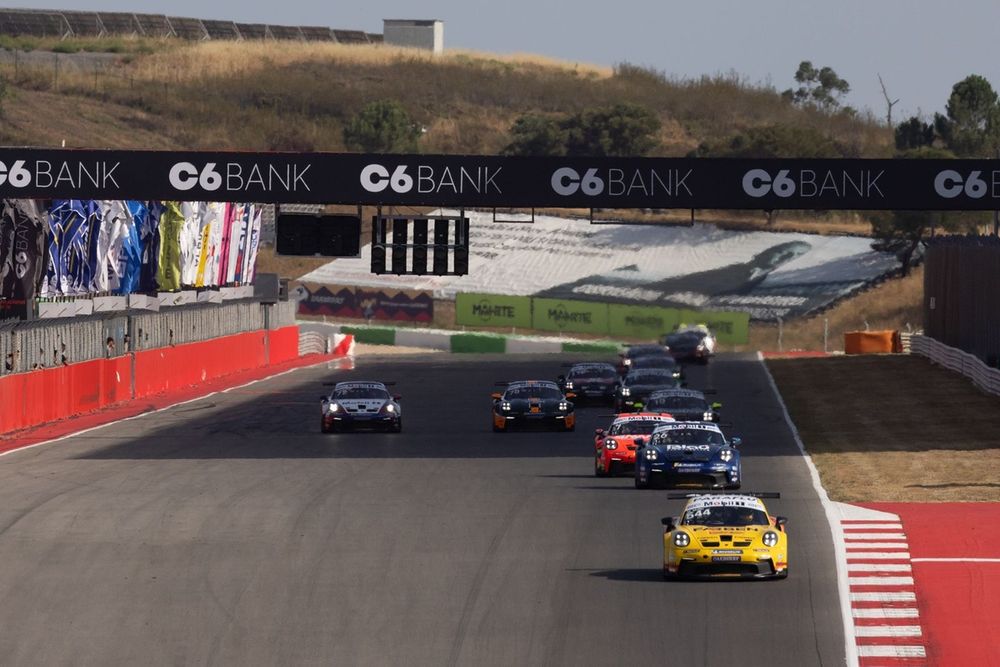 Carrera Cup Portim&atilde;o