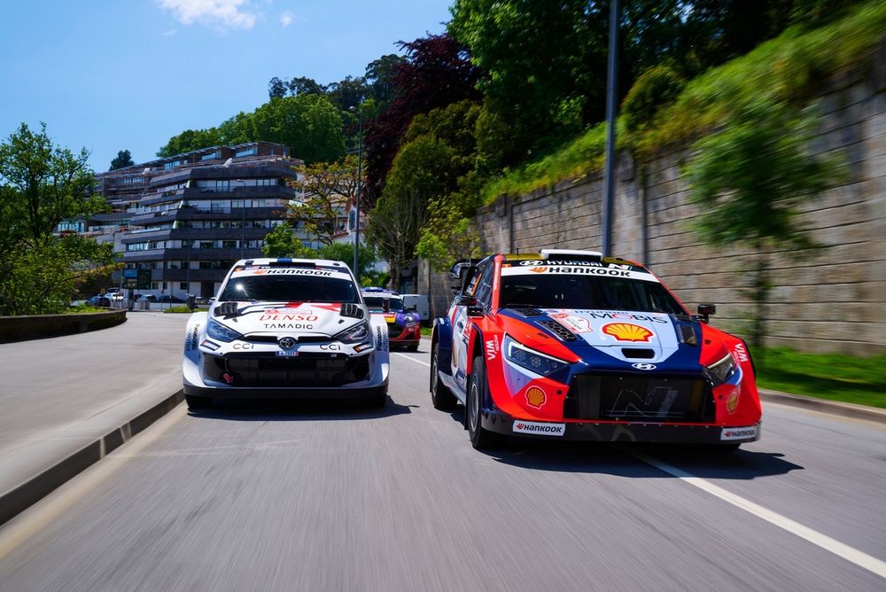 Ott T&auml;nak, Martin J&auml;rveoja, Hyundai World Rally Team Hyundai i20 N Rally1, Kalle Rovanper&auml;, Jonne Halttunen, Toyota Gazoo Racing WRT Toyota GR Yaris Rally1