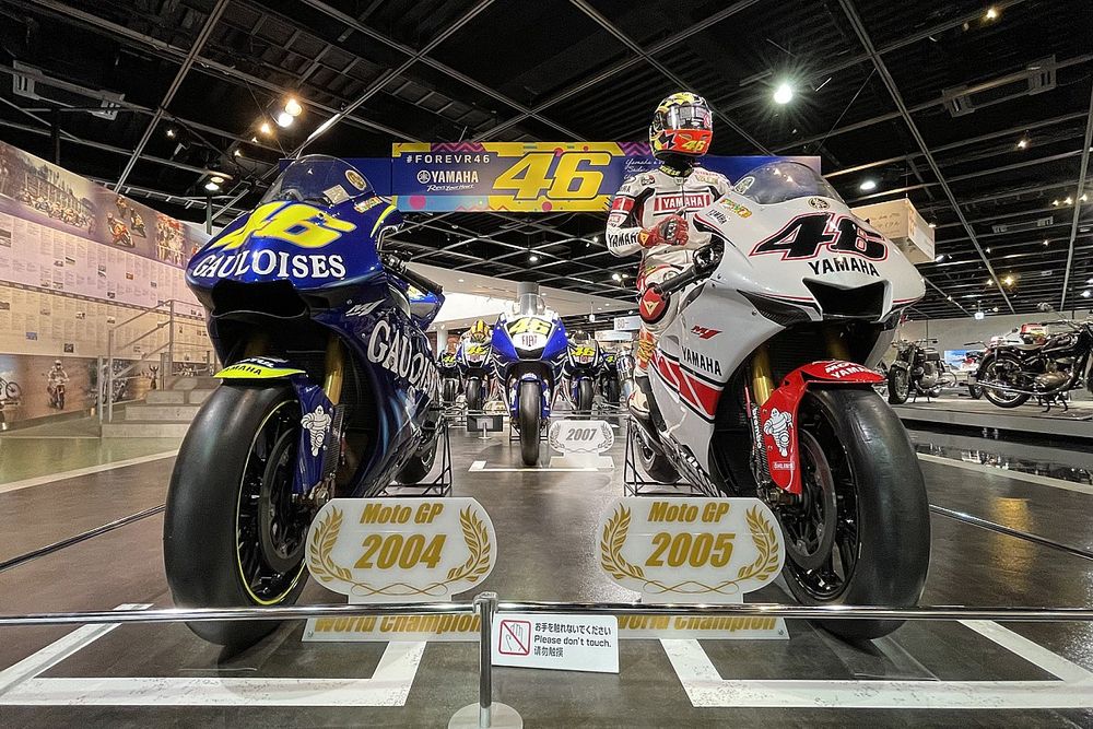 YAMAHA YZR-M1 バレンティーノ・ロッシ MotoGP 1/12 おもちゃ YAMAHA YZR-M1 バレンティーノ・ロッシ MotoGP 1/12 おもちゃ
