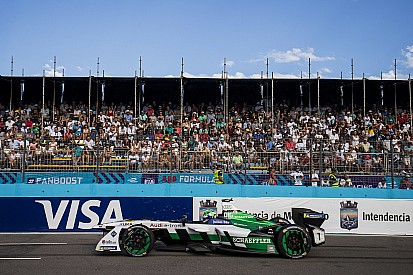 Di Grassi chega a Roma animado: talvez seja local da vitória