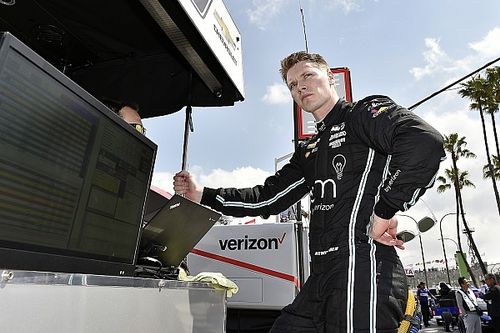Newgarden fue el más veloz en la práctica en Phoenix 
