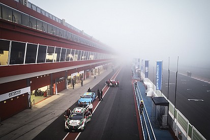 La niebla demora el comienzo del WTCC en Termas