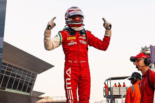 Alp Aksoy, 2025 F4 Formula Trophy Şampiyonu oldu!