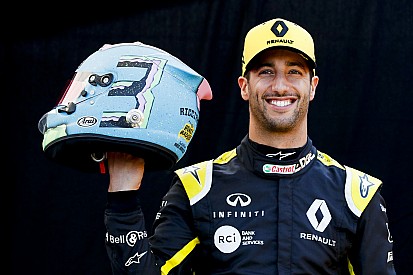 Ricciardo reveals "funky" helmet design for 2019
