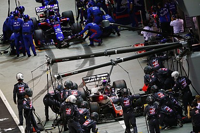 Nulla pont a Toro Rosso-Hondától a Szingapúri Nagydíjon