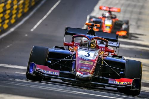 Kolejny debiutant w F3