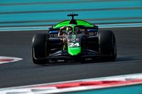 Test F2 Abu Dhabi: Duerksen terminar primero el segundo d&iacute;a