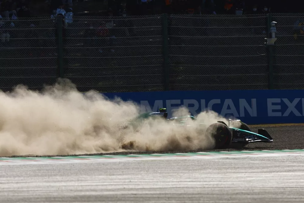 Fernando Alonso, Aston Martin Racing crash