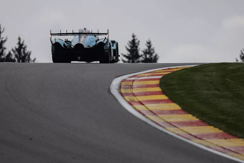 #708 Glickenhaus Racing Glickenhaus 007: Romain Dumas, Ryan Briscoe, Olivier Pla