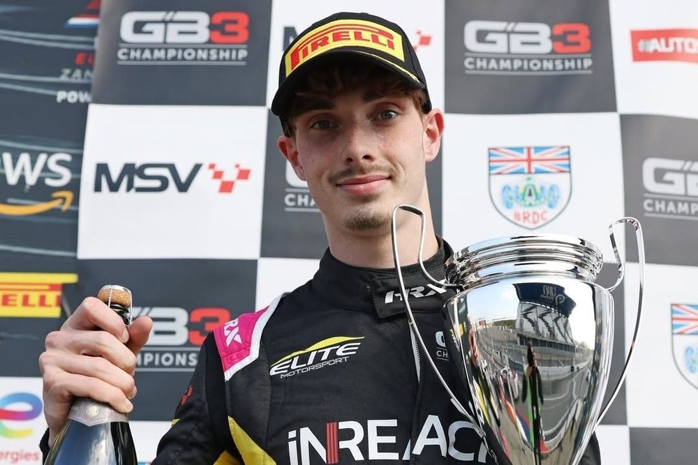 Finishing the weekend in style… @willmac.7 takes a P2 finish to complete the Zandvoort weekend w