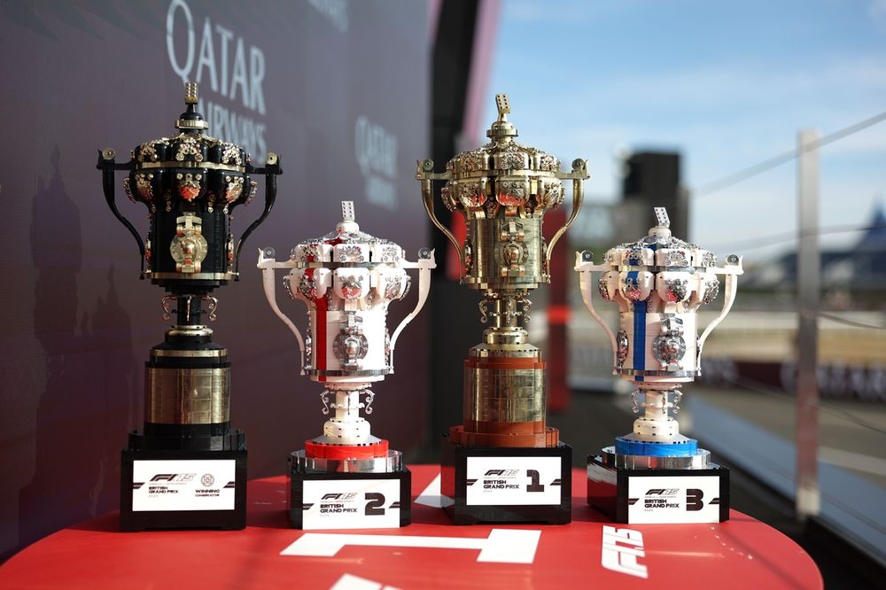 Los trofeos de LEGO para el GP de Gran Bretaña