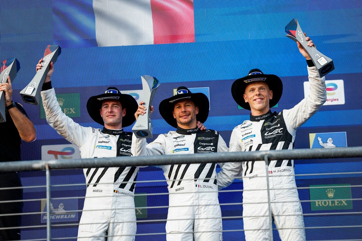 WEC | Peugeot spinta sul podio dalla...pressione: "Arriveremo anche noi davanti"