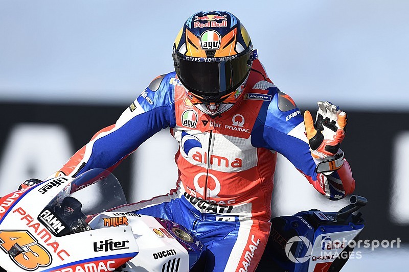 Vídeo: Rins hace autostop en Australia… y le recoge Miller