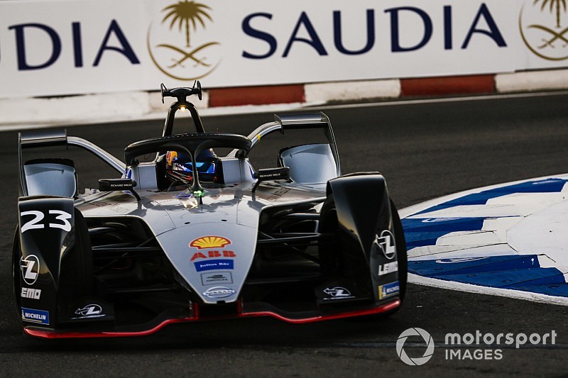 Buemi : Nissan