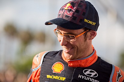 Neuville prolonge son contrat avec Hyundai