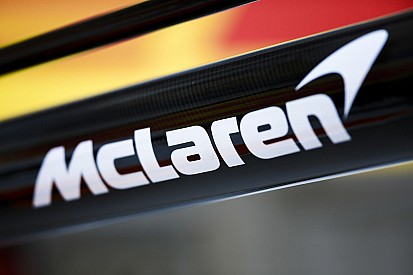 McLaren объявит имя напарника Сайнса до конца сентября