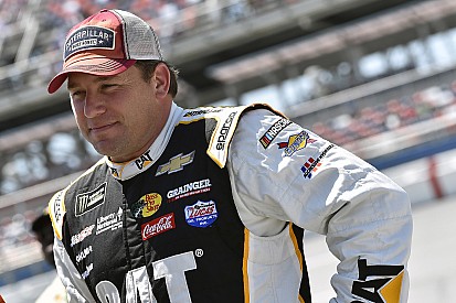 Ryan Newman tops Chase Elliott in final Darlington practice