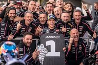 Bezzecchi baja el récord en Valencia y se queda con la última pole del MotoGP 2025