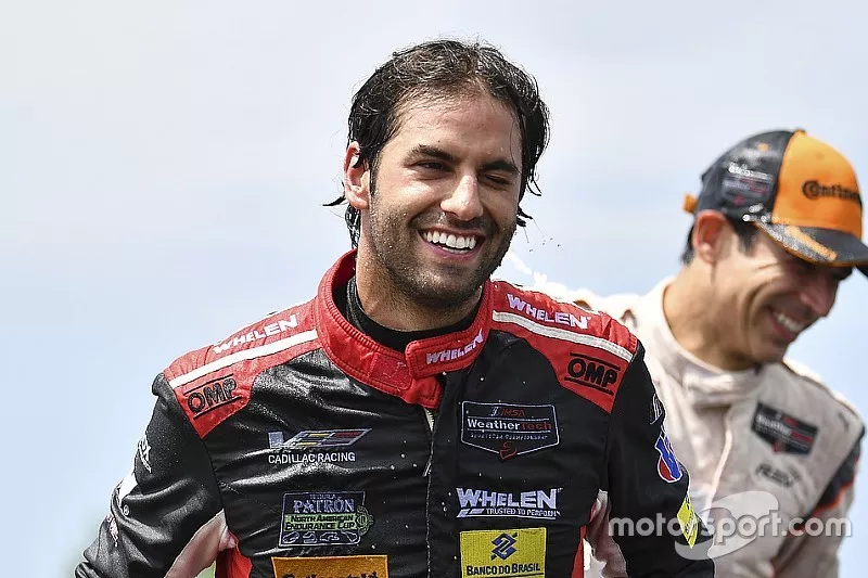 #31 Action Express Racing Cadillac DPi, P:  Felipe Nasr, #7 Acura Team Penske Acura DPi, P: Helio Ca