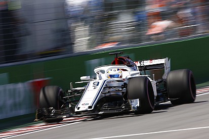 Videón Ericsson hajmeresztő jelenete Montrealból: Verstappen megúszta