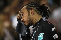 Mercedes espera que "desiludido" Hamilton não se aposente da F1