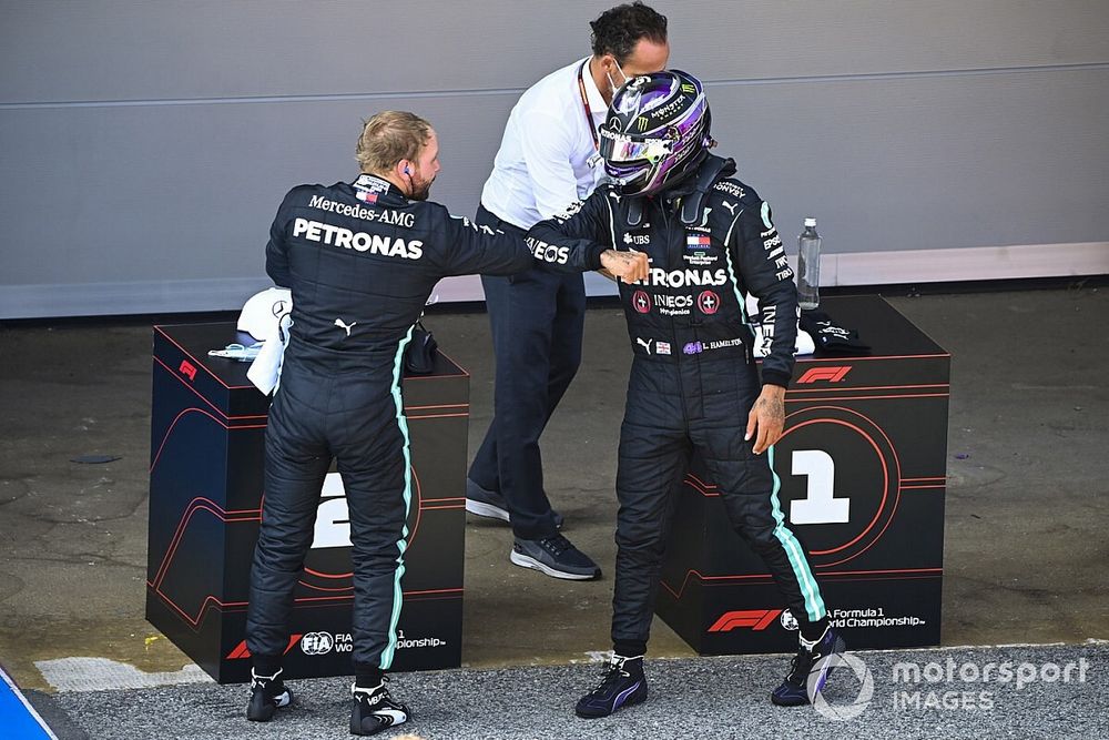 Valtteri Bottas, Mercedes-AMG Petronas F1 and Pole Sitter Lewis Hamilton, Mercedes-AMG Petronas F1 celebrate in Parc Ferme 