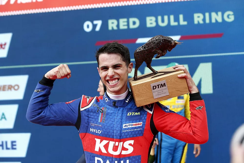Podium: Race winner Thomas Preining, KuS Team Bernhard