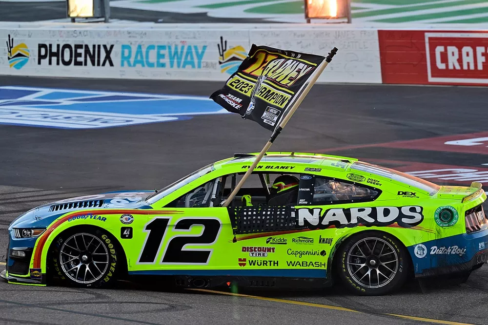 Nascar Cup campe&oacute;n Ryan Blaney, Team Penske, Ford Mustang