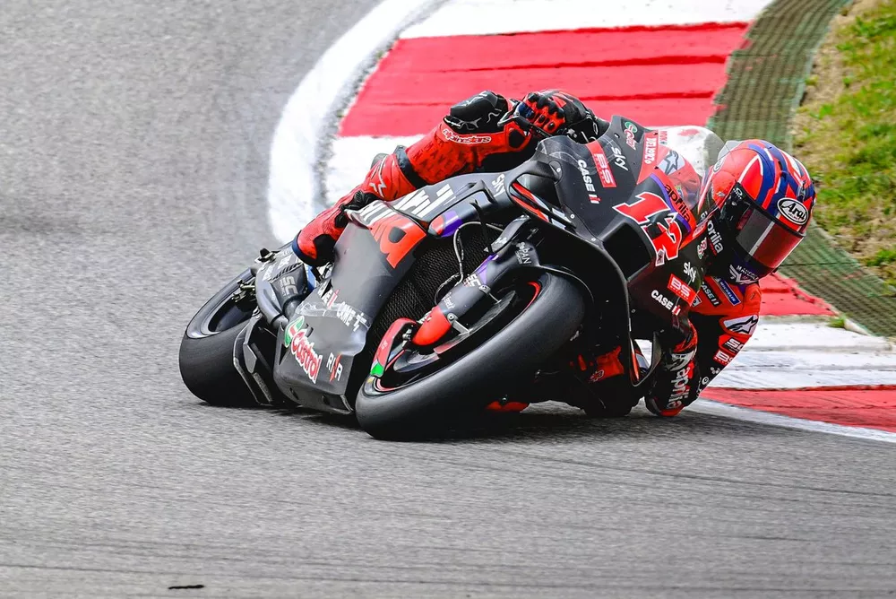 Maverick Vinales, Aprilia Racing Team
