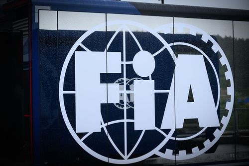 Com Sainz pai 'de olho' na presidência da FIA, órgão vive série de polêmicas: palavrões, interferências, demissões e cia