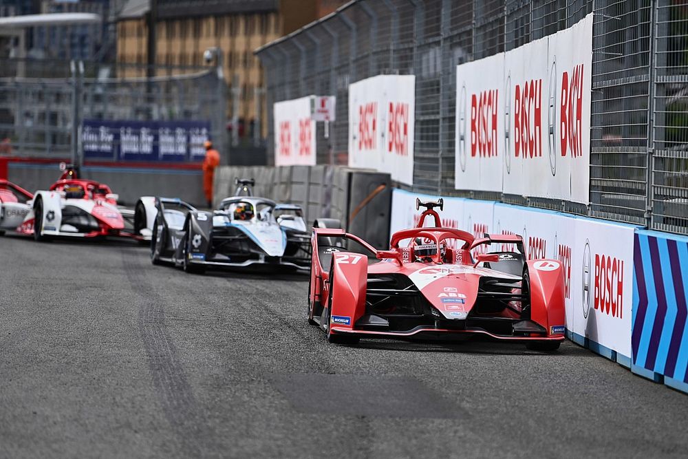 Jake Dennis, Andretti Motorsport, BMW iFE.21, Stoffel Vandoorne, Mercedes-Benz EQ, EQ Silver Arrow 02, Sergio Sette Camara, Dragon Penske Autosport, Penske EV-5