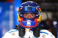 Sainz no se conforma: "Ha sido un d&iacute;a prometedor, pero a&uacute;n me falta confianza"