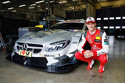 Галерея: Мік Шумахер за кермом машини DTM