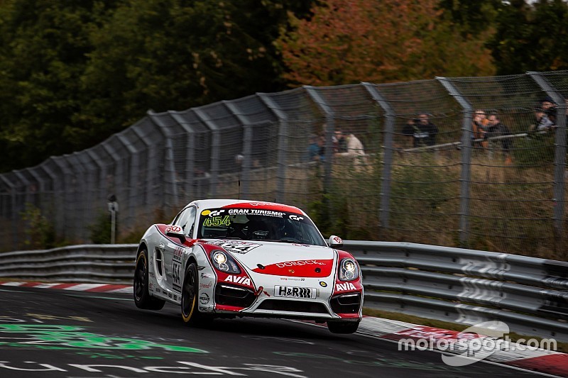 VLN7: Emir'den üst klasmanda etkileyici bir performans